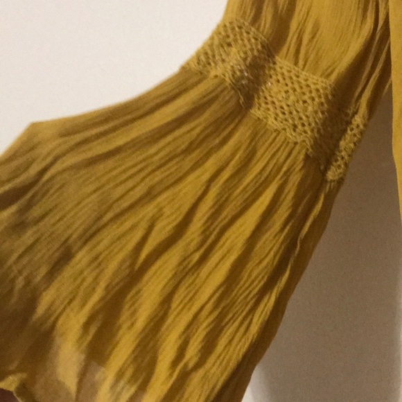 Knee long mustard yellow dress 1 soft layer inside - Picture 3 of 4